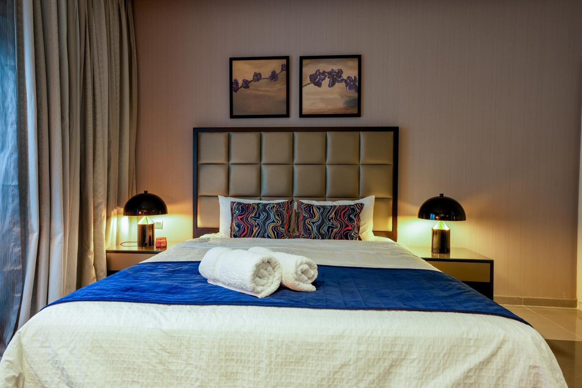 Majestine Business Bay Apartment *